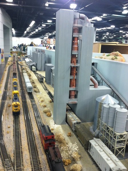 rsz_2014_anaheim_gte_train_show_024